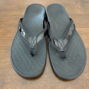 Vionic Black Orthotic Flip Flops Women’s Size 8 Comfort Sandals